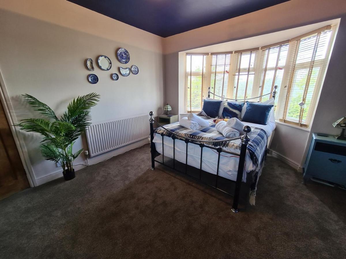 Rumer Hill House A Unique Boutique Styled Place To Stay In Cannock Close To A5 The Mcarthur Glen Outlet Great Wyrley Luaran gambar